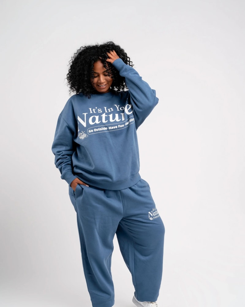 Front of a model wearing a size XL get cozy sweatpants in stargazer by alder apparel. | dia_product_style_image_id:319027